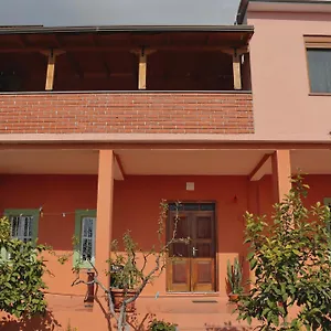 Villa 8